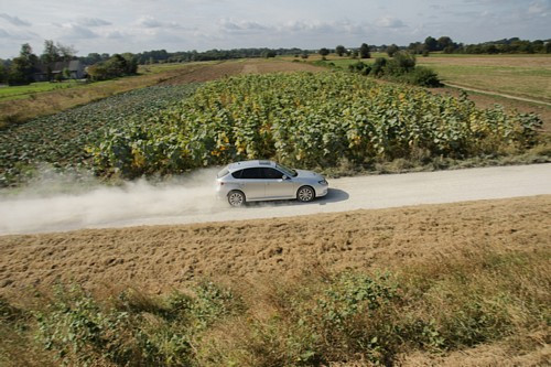 Subaru Impreza - Oszczędna, szybka i droga