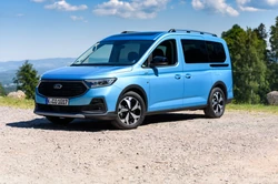 Nowy Ford Tourneo Connect z Polski tańszy niż VW. Ten silnik zaskoczy spalaniem