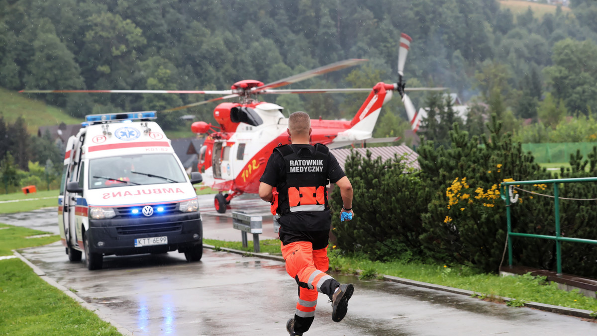 Śmiertelny wypadek w Tatrach. Mężczyzna odpadł ze szlaku na Rysy