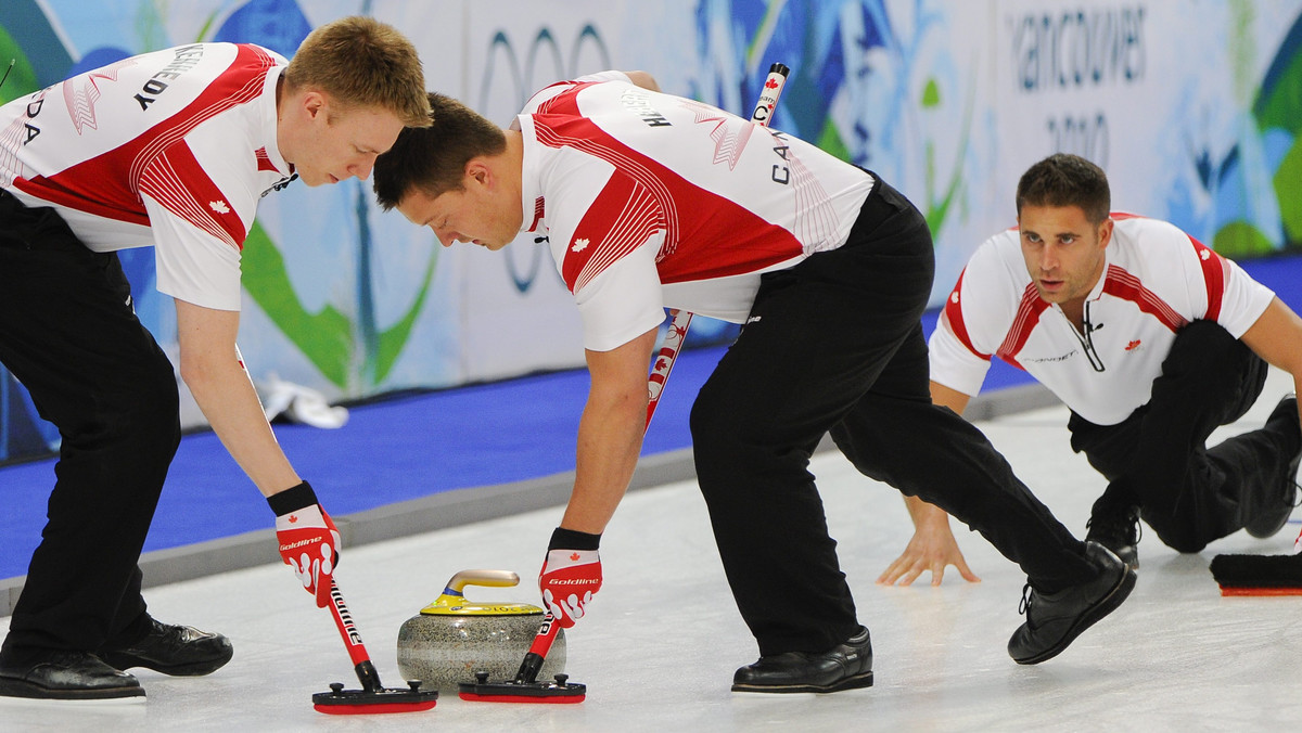 Kanadyjczycy zdobyli złoty medal w curlingu podczas zimowych igrzysk olimpijskich w Vancouver. Licznie zgromadzeni kibice w Vancouver Olimpic Centre zgotowali swoim pupilom owację na stojąco.
