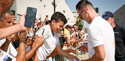 Arkadiusz Milik piłkarzem Juventusu! Szaleństwo w Turynie. Tak kibice powitali Polaka [WIDEO]