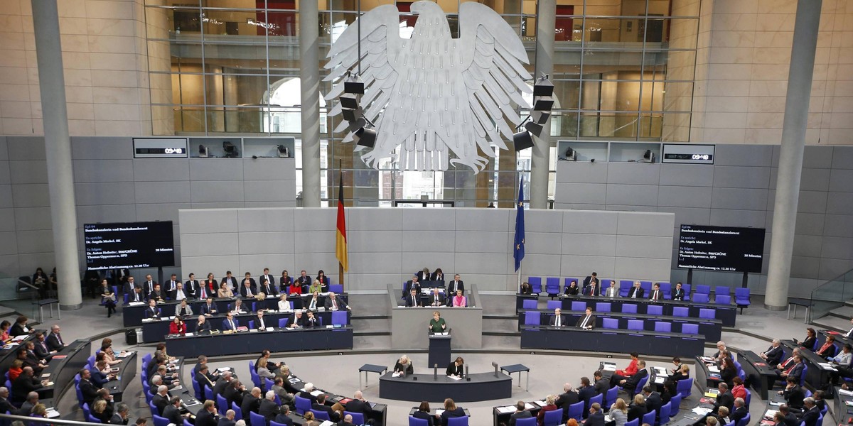 Chińczycy „heilowali” pod Reichstagiem