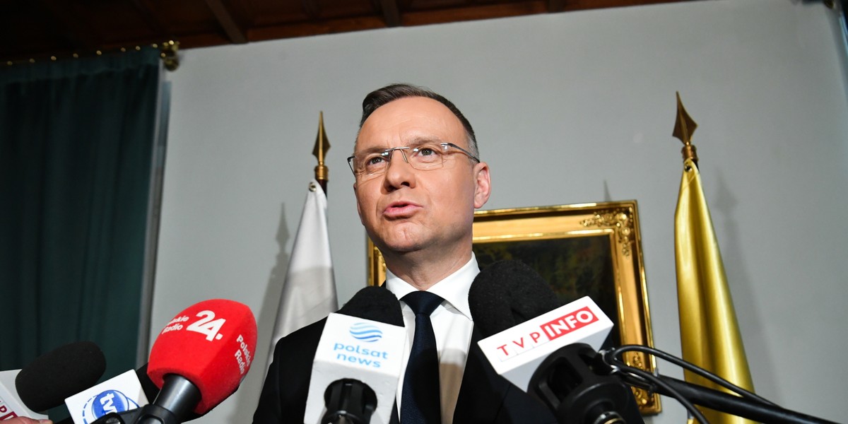 Prezydent RP Andrzej Duda podczas wypowiedzi dla mediów w ambasadzie RP w Rzymie.