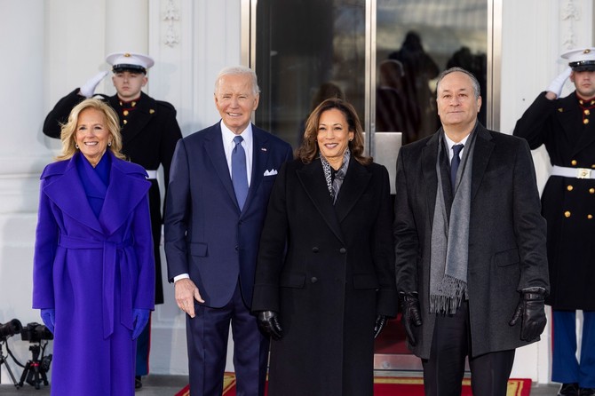 Bajdenovi i Kamala Haris sa suprugom