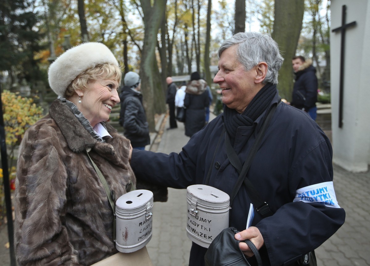 Andrzej Zaorski, Emilia Krakowska, Stare Powązki, PAP/Rafał Guz
