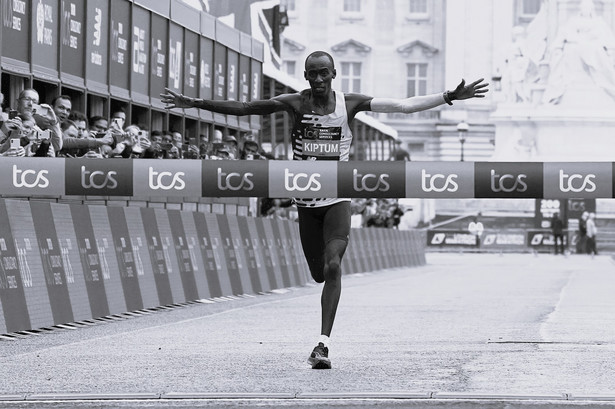 Kelvin Kiptum zginął w wypadku samochodowym