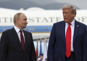 Vladimir Putin i Donald Tramp na Aljasci 15. avgusta 2025.