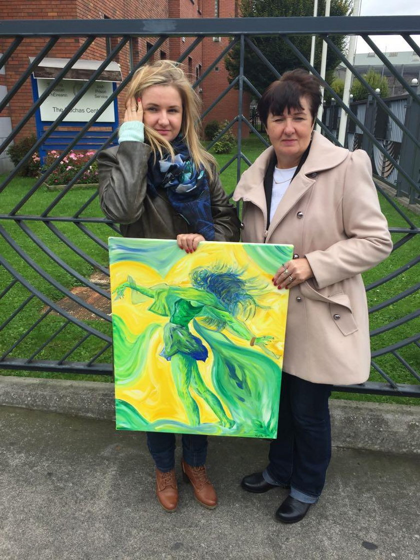 Marta skazana w Irlandii na dożywocie walczy o wolność malując w więzieniu obrazy