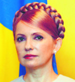 Julia Tymoszenko, Była premier Ukrainy została osadzona w kolonii kaczaniwskiej w Charkowie. Więźniarki zajmują się tam wyrobem torebek bloomberg