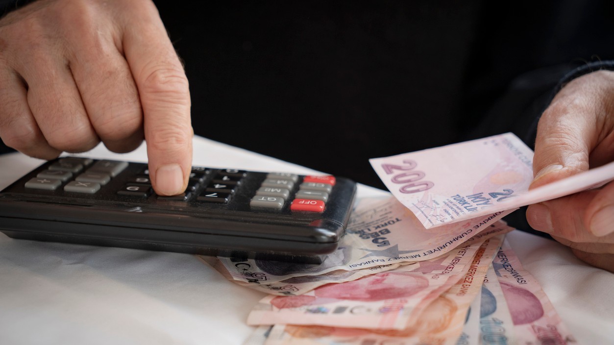 Maďarská vláda rozhodla, 14. dôchodok bude.(ilustračné foto)