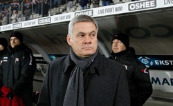 Trener Cracovii: Chcemy pożegnać się z kibicami w godny sposób