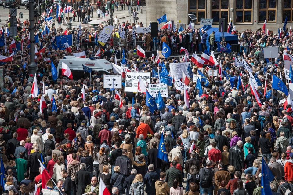 Marsz KOD "Obronimy Demokrację"