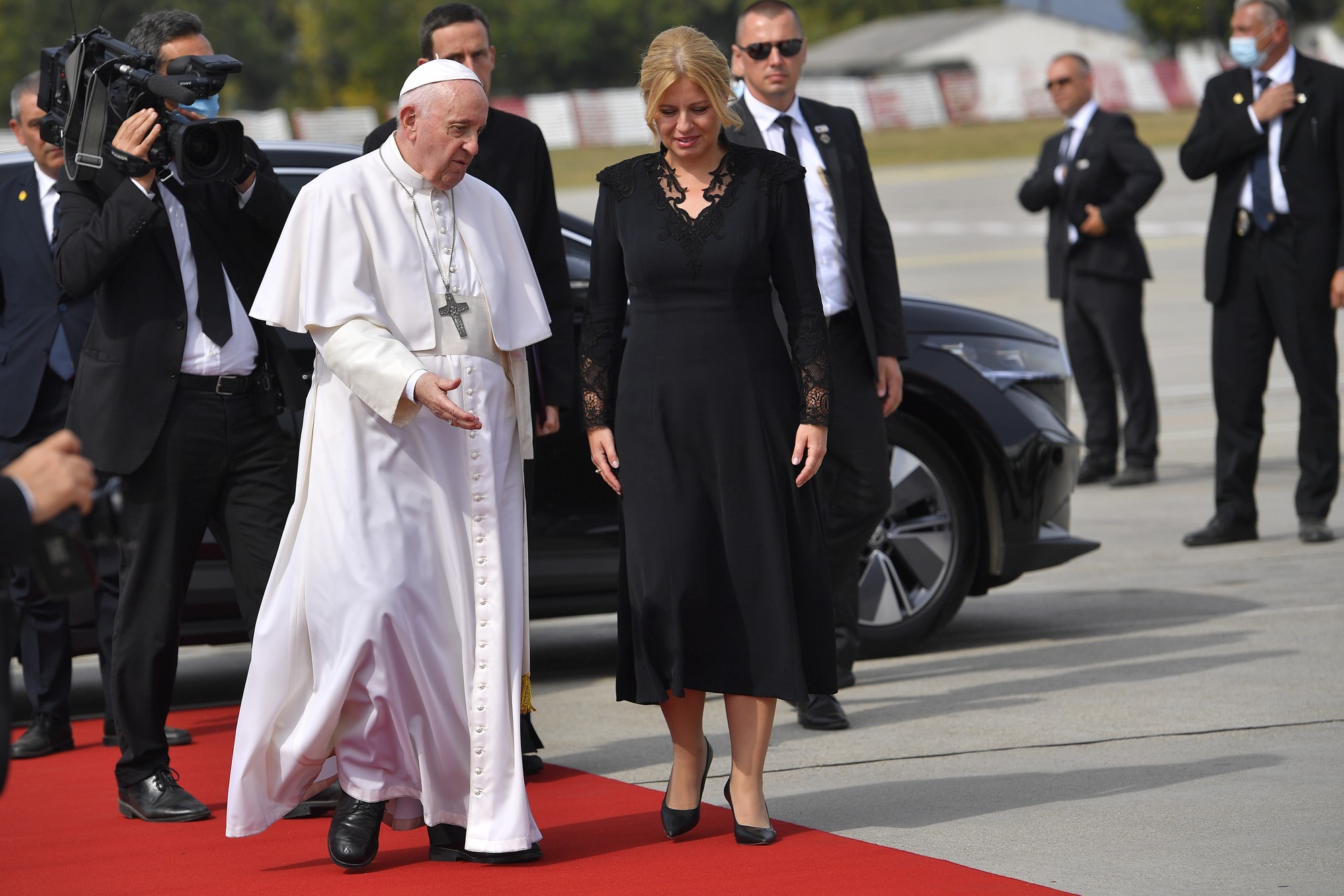 Pápež František a prezidentka SR Zuzana Čaputová. 