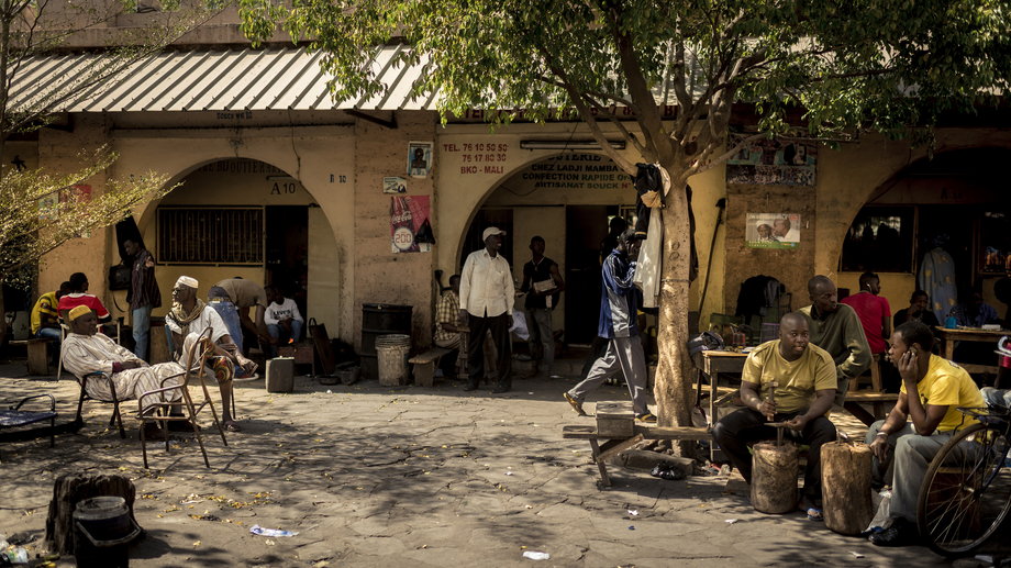 16. Mali - pod względem swobód obywatelskich i kapitału społecznego kraj jest wśród 100. najlepszych. Jednak bardzo niski poziom edukacji (ostatnia piątka rankingu) sprawił, że Mali spadło niemal na koniec listy. 