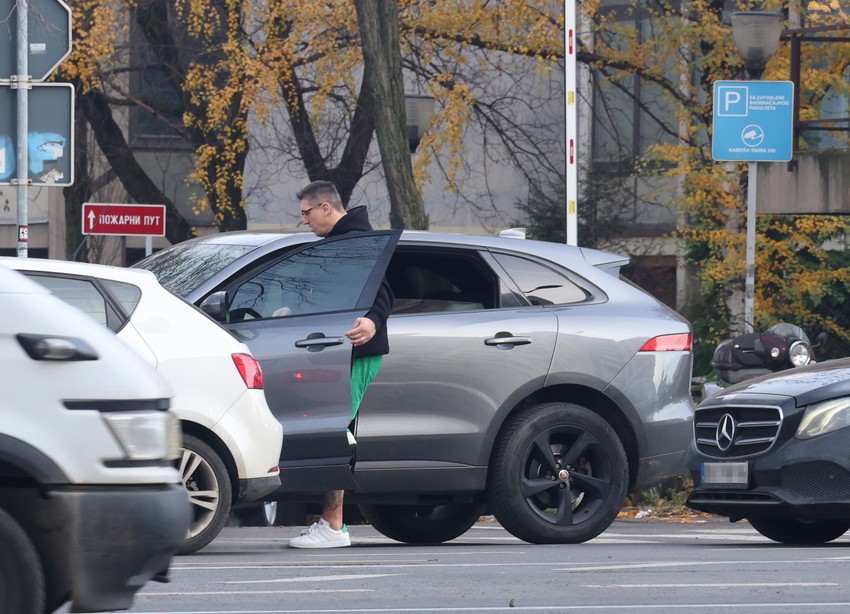 Kristijan Golubović paparaco