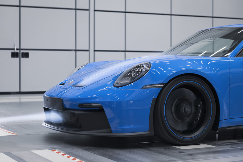 Porsche 911 GT3 (2021) w tunelu aerodynamicznym