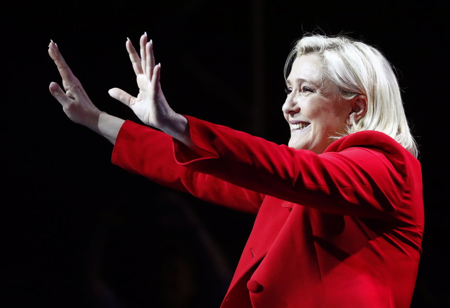 Marine Le Pen podczas wiecu wyborczego w Avignon, 14 kwietnia 2022 r.