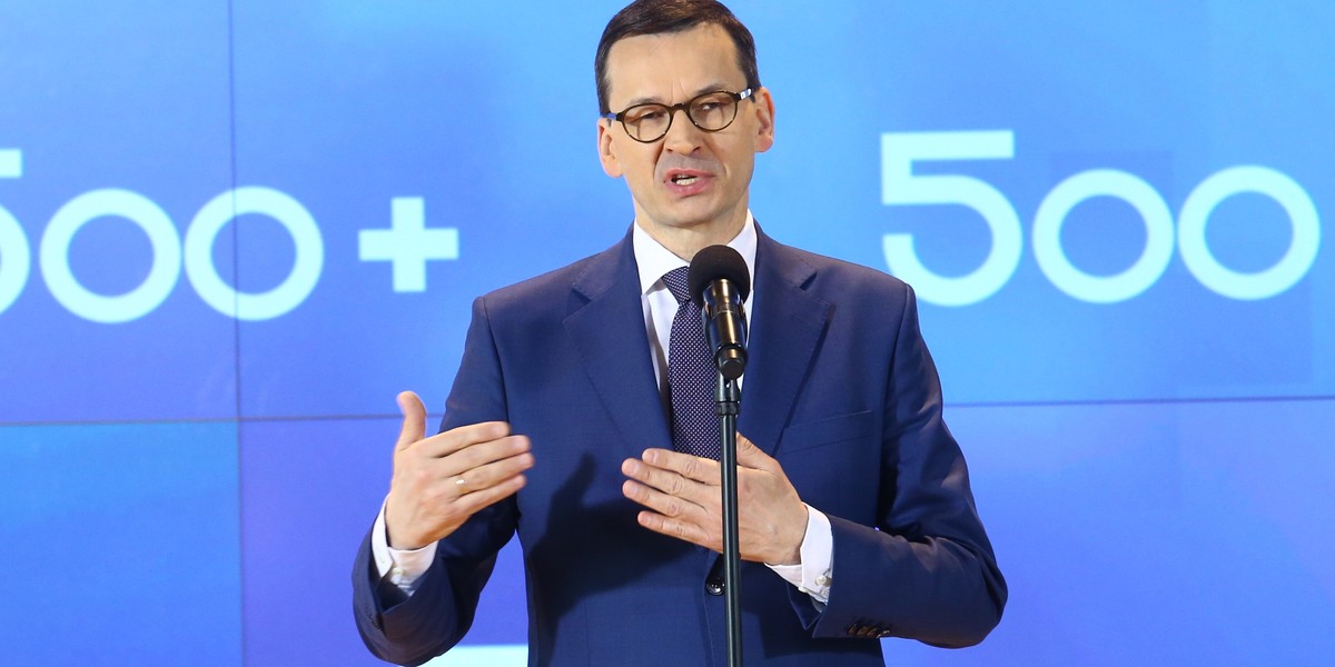 Premier Morawiecki zapowiada kontynuację 500 Plus. Czy będzie podwyżka? Jeśli tak, to raczej nie dla wszystkich.