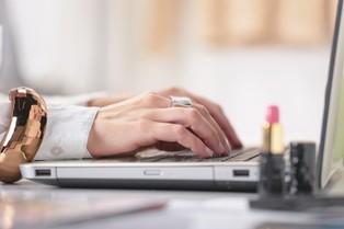 Praca w domu może być wydajniejsza niż w biurze