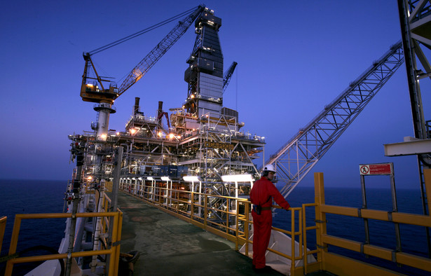 Platforma wydobywcza gazu należąca do Devon Energy, Morze Kaspijskie.