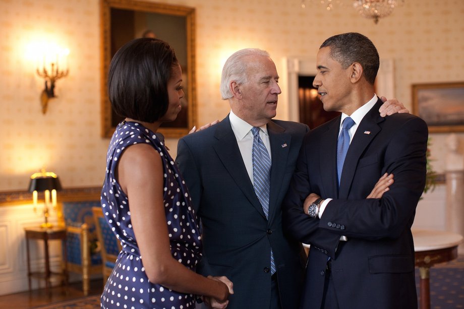 Obama, Biden, and the First Lady talk in the Blue Room of the White House before hosting a reception in honor of Jewish American Heritage Month, May 27, 2010