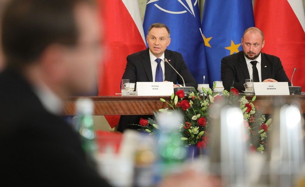 Andrzej Duda i Jacek Siewiera podczas posiedzenia Rady Bezpieczeństwa Narodowego w Warszawie