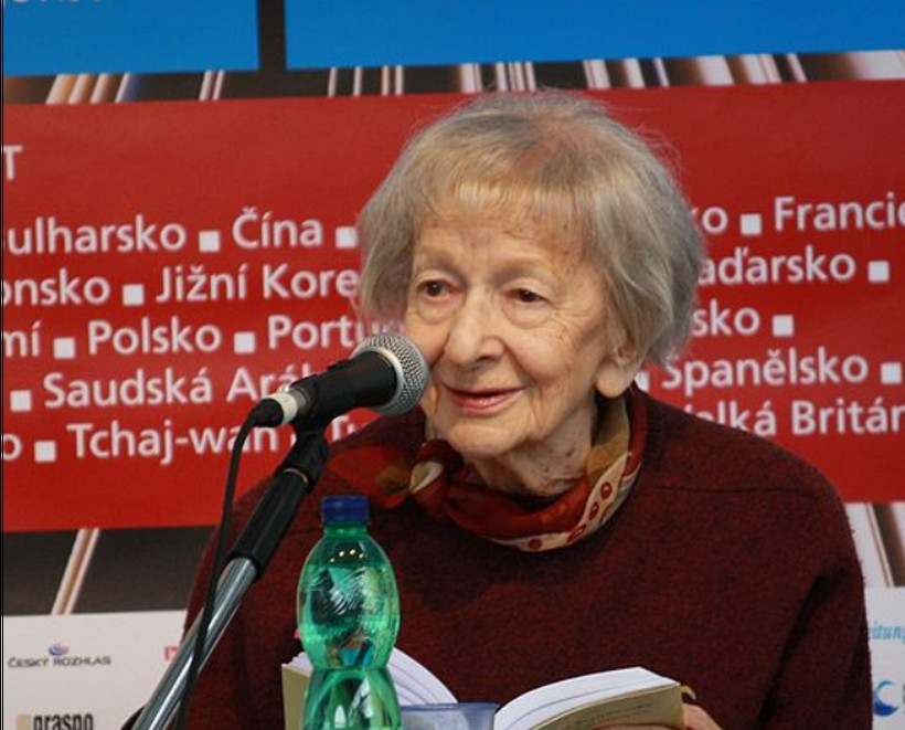 Wisława Szymborska (2010), fot. Juan de Vojníkov / Wikimedia Commons, lic. cc-by-sa