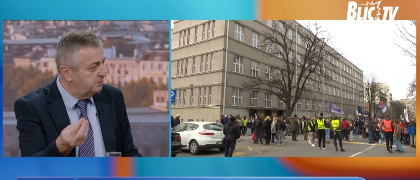 Dejan Lukić, predstavnik opštinskog odeljenja za obrazovanje u Vračaru