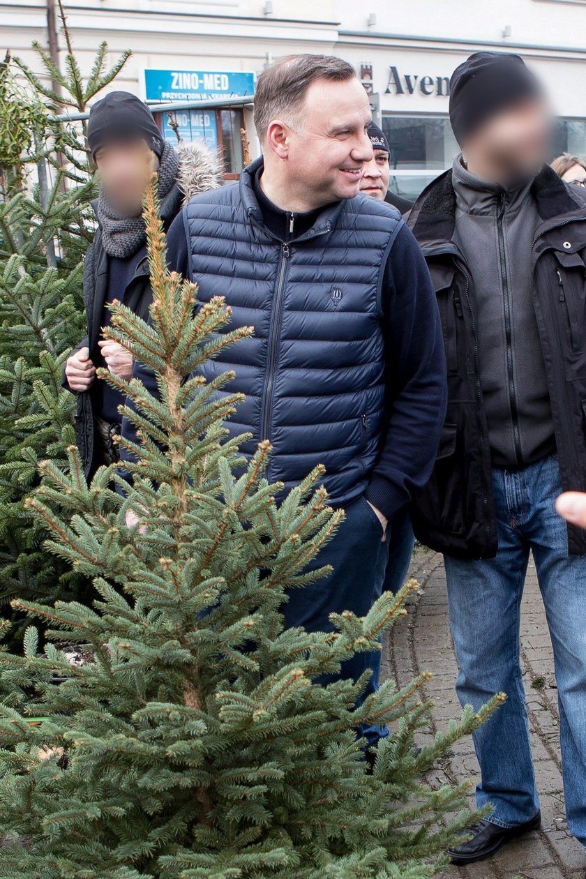 Andrzej Duda robi zakupy na Kleparzu w Krakowie