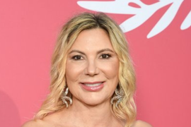 Srpska lekarka prošetala crvenim tepihom RUKU POD RUKU sa svojim HOLIVUDSKIM KLIJENTIMA i Radmila im je u pripijenoj haljini pokazala šta je ČIST GLAMUR