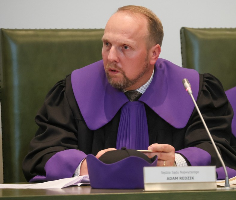 Adam Redzik