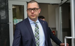 Szef Agencji Wywiadu podał się do dymisji