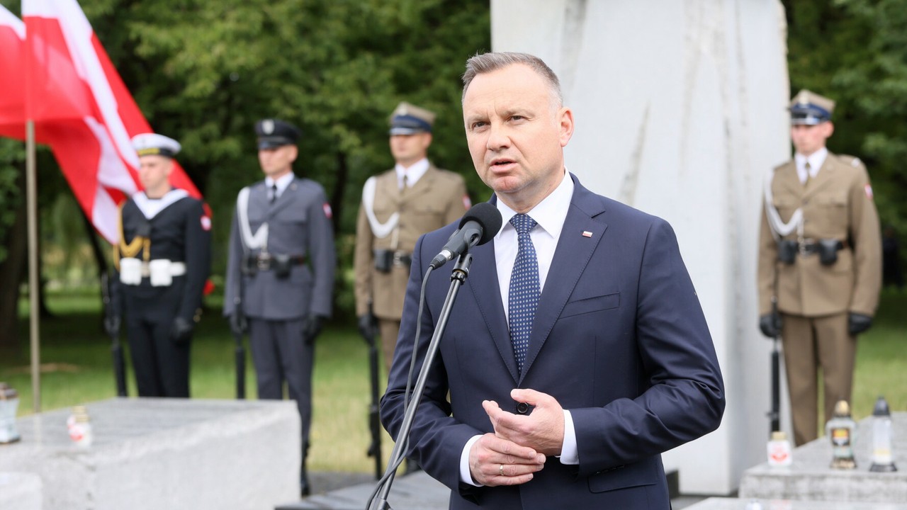 Andrzej Duda w hołdzie pomordowanym na Wołyniu. 