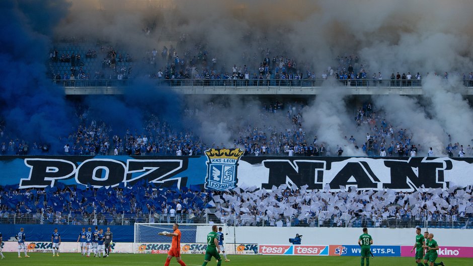 Oprawa na stadionie Lecha Poznań