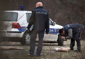 22791_1008jezeroleshrvatskafotopixell