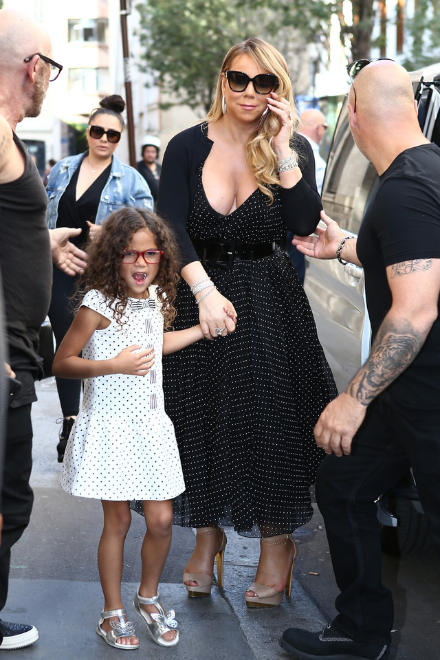 Mariah Carey z córką w Paryżu
