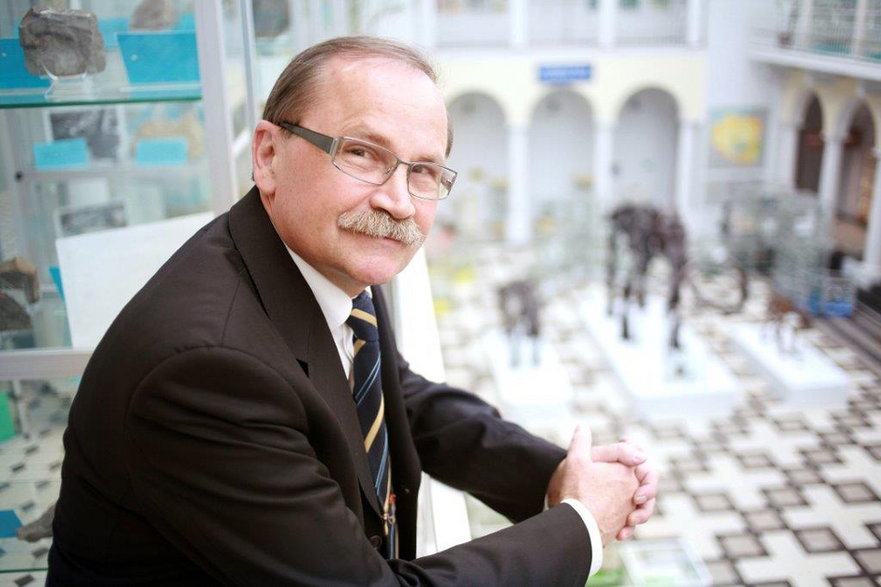 Prof. Stanisław Speczik, dyrektor generalny spółki Miedzi Copper Corp. Geolog, profesor Nauk o Ziemi, prezes KGHM w latach 2001-2004, w 2005 r. sekretarz stanu w ministerstwie skarbu państwa.