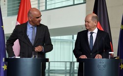 Szwajcaria w ogniu krytyki. "Musi zdecydować, po której stronie historii chce być"