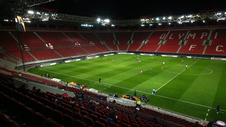 Pusty stadion Olympiakosu Pireus