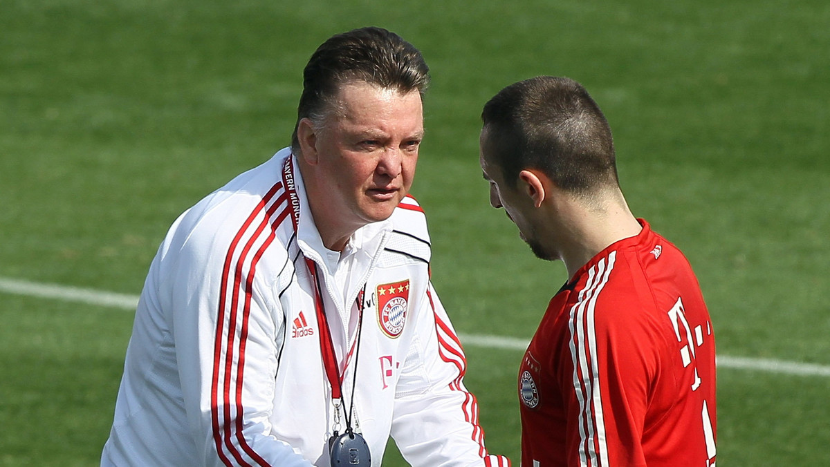 Franck Ribery, francuski piłkarz Bayernu Monachium, w jednym z ostatnich wywiadów ostro wypowiedział się na temat Louisa van Gaala. Zawodnik miał okazję współpracować z obecnym szkoleniowcem Manchesteru United w latach 2009-2011, kiedy ten również pracował w bawarskim klubie.