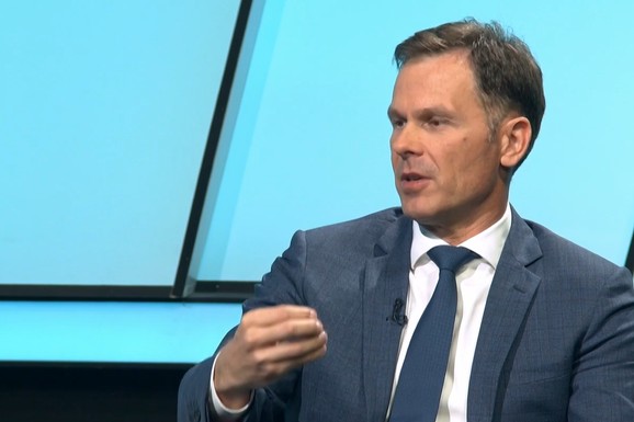 "U NJEGOVO VREME STE OSTALI BEZ 300.000 RADNIKA" Siniša Mali u predizbornoj debati sa predstavnicima "Studentske liste": "Građani Srbije danas mnogo bolje žive"