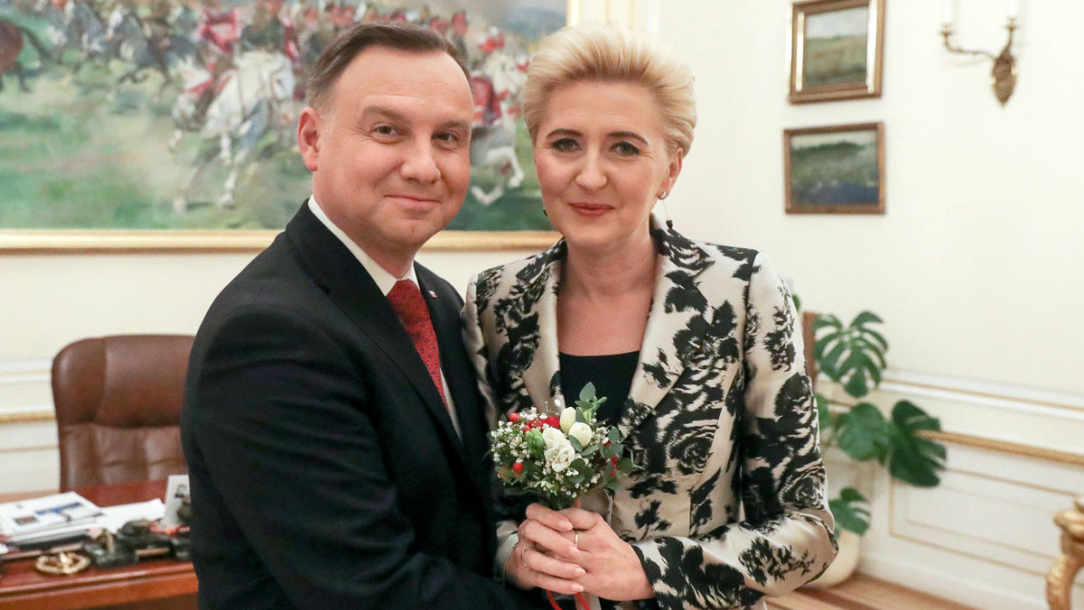 Andrzej Duda i Agata Kornhauser-Duda świętują Dzień Pocałunku