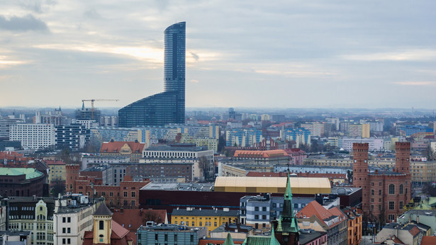 Panorama Wrocławia, widok z budynkiem Sky Tower