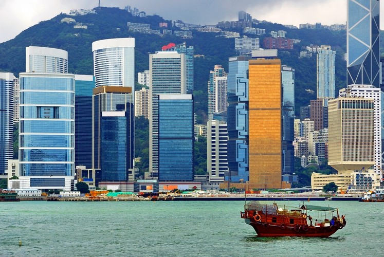 1. Hong Kong, centrum miasta. Tu za biuro płaci się najwięcej na świecie - wynajęcie jednego metra powierzchni biurowej kosztuje tu średnio 167,6 euro miesięcznie.