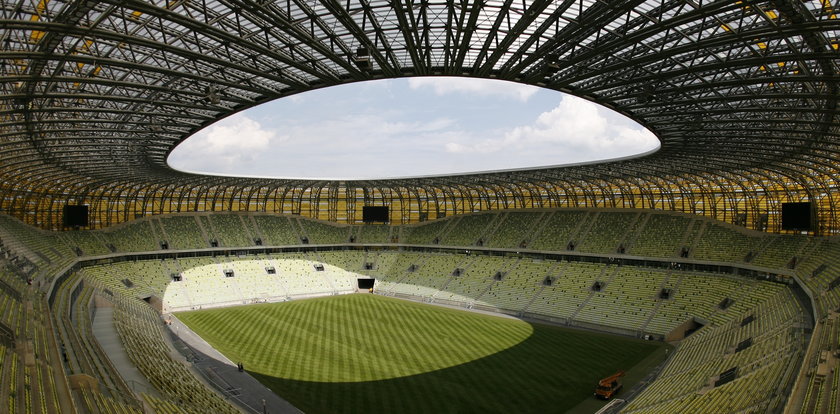 Pompują miliony w gdański stadion