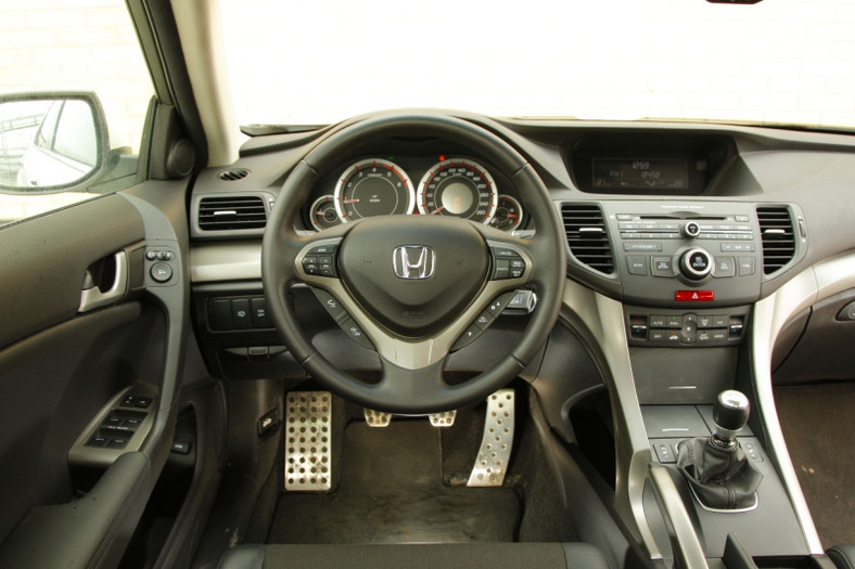 Honda Accord 2.2 Type-S: Zapewnia dużą dawkę adrenaliny
