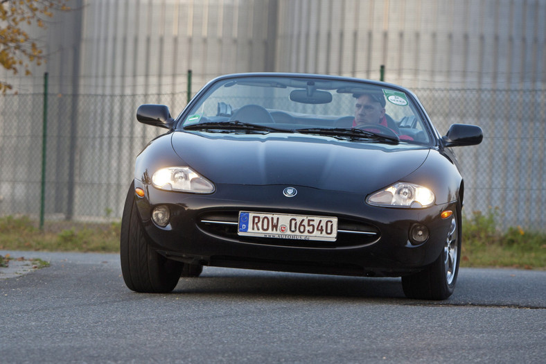 Jaguar XK8