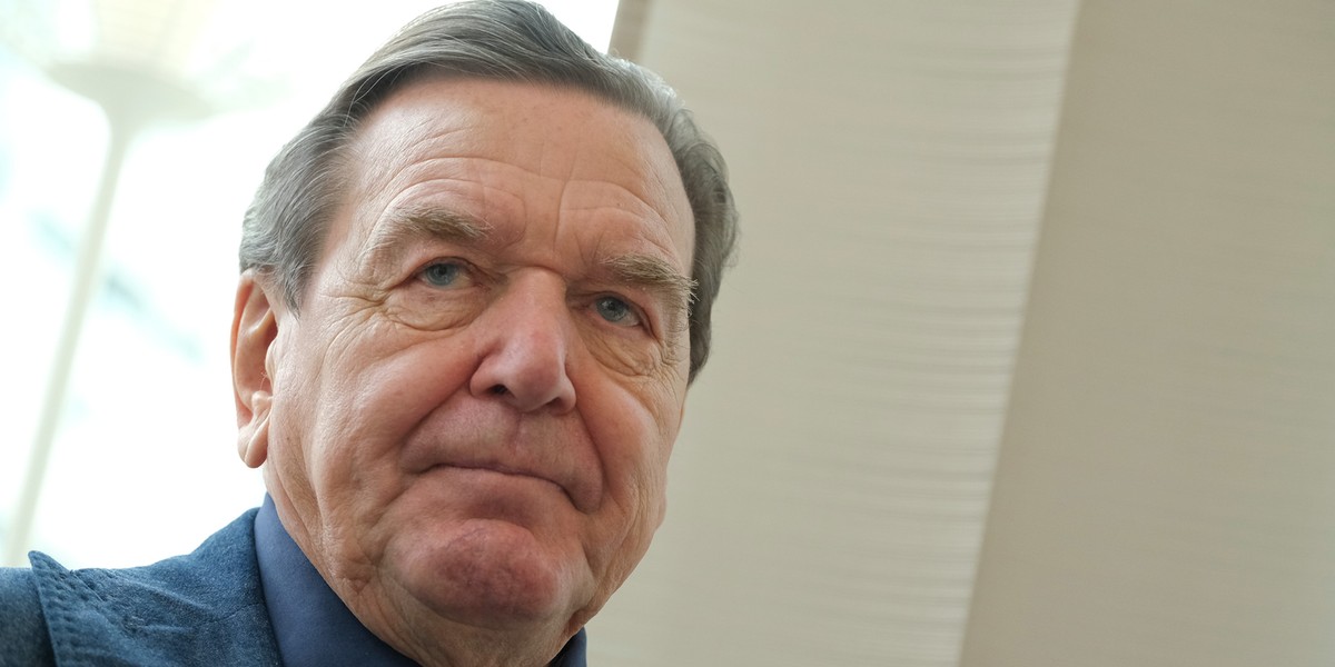 Gerhard Schroeder znowu pojechał do Moskwy. To jeden z najbliższych przyjaciół Putina.