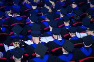 Collegium Humanum - graduacja absolwentów