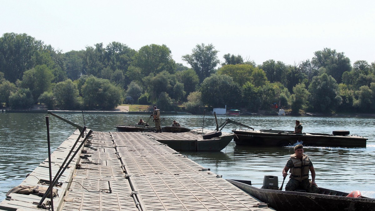 Ponton Dunav Lido